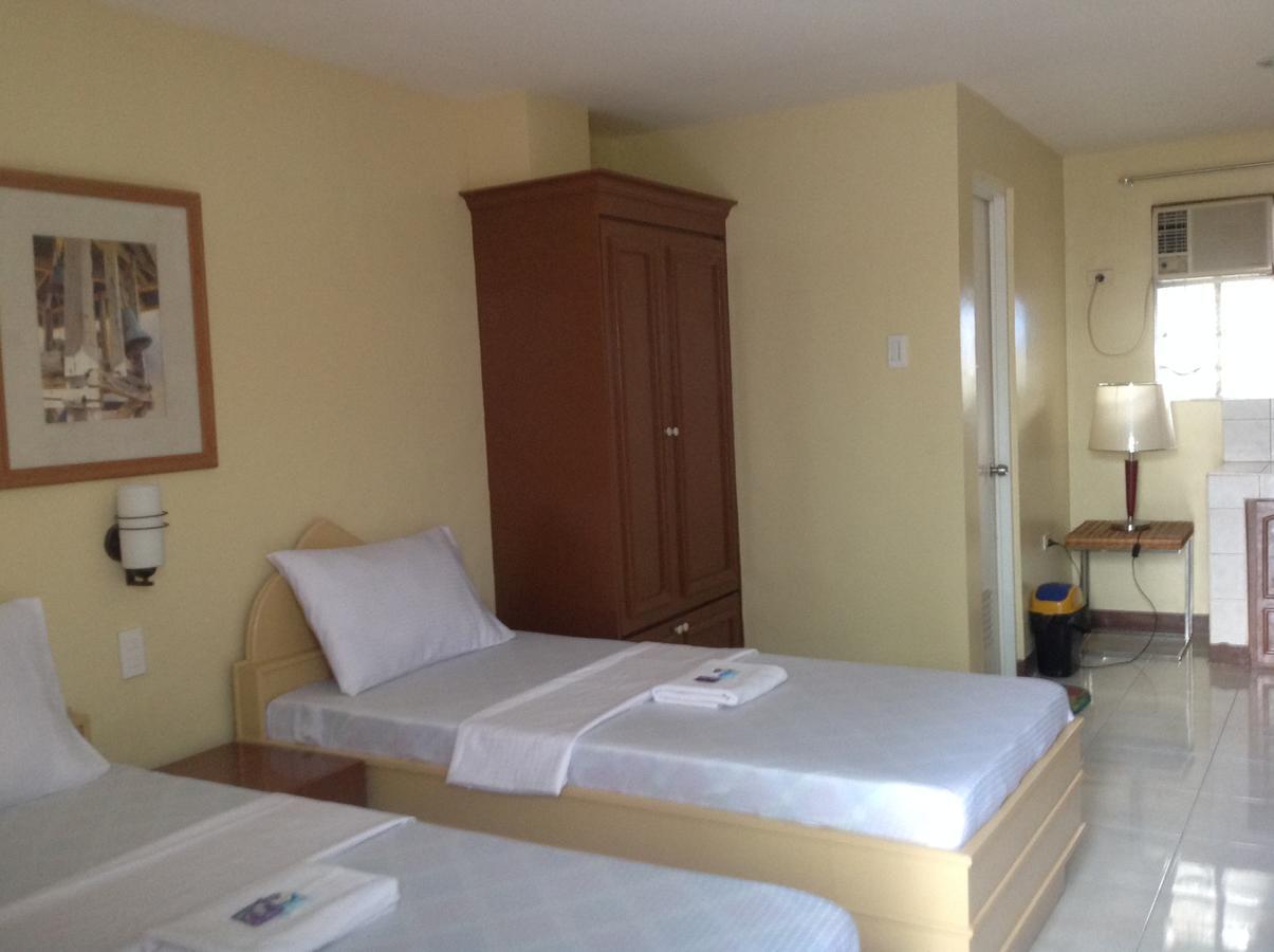 Danel Pensionne House تاكلوبان المظهر الخارجي الصورة