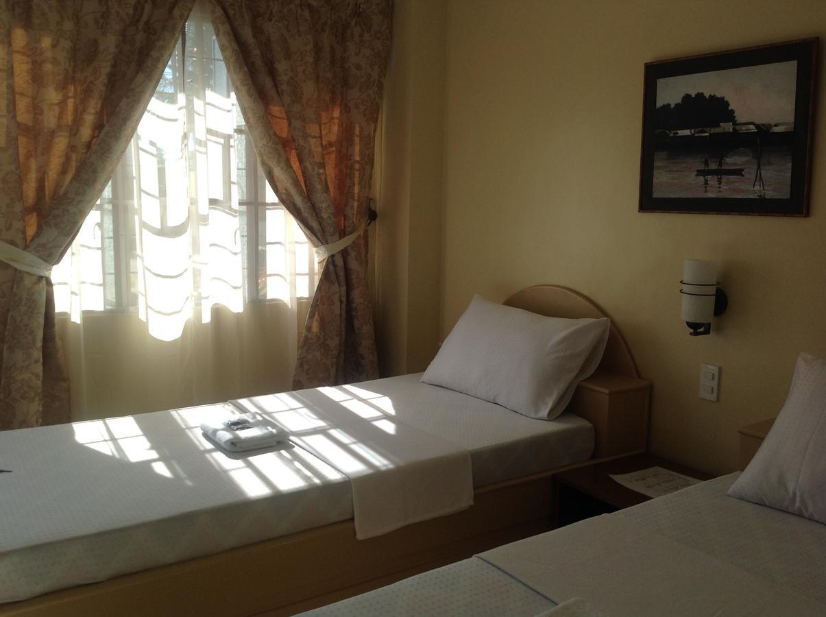 Danel Pensionne House تاكلوبان المظهر الخارجي الصورة